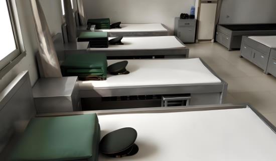 靜音守護(hù)戰(zhàn)斗力！軍隊宿舍寢室噪聲監(jiān)測管控系統(tǒng)讓營房作息紀(jì)律 “聲” 入人心